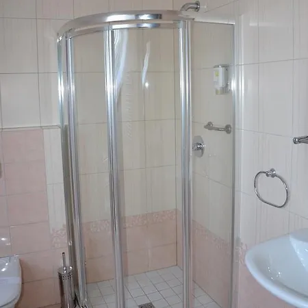 Отель Nowodworski