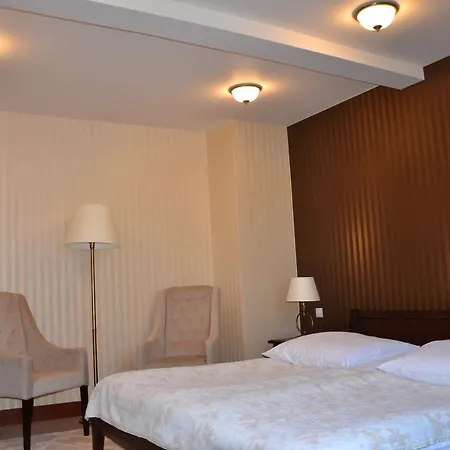 Nowodworski Легница