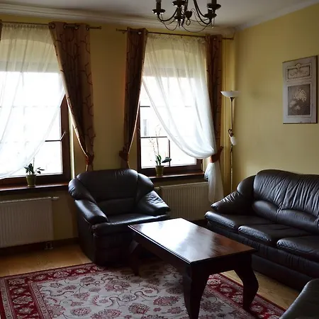 Nowodworski Hotel Lehnice
