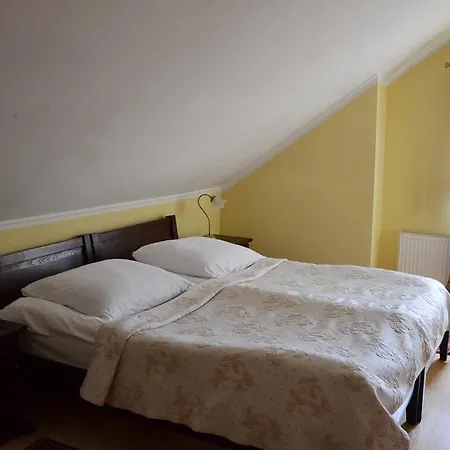 Nowodworski Отель