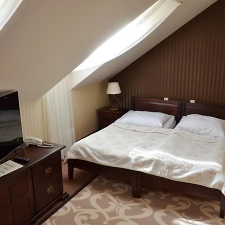 Hotel Nowodworski Lehnice